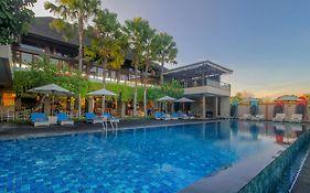 D'Nusa Beach Club And Resort